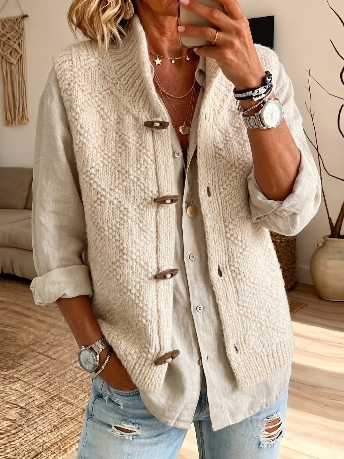 Stand Collar Diamond Knit Toggle Button Sleeveless Vest